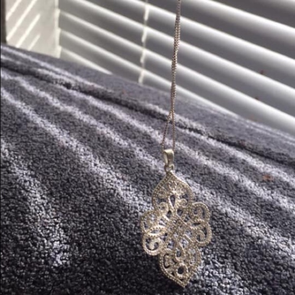 Sterling silver pendant necklace